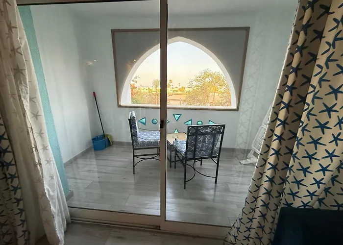 Sheikh Coral Bay Acquamarine Apartment *
